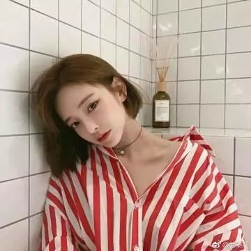 画里真真